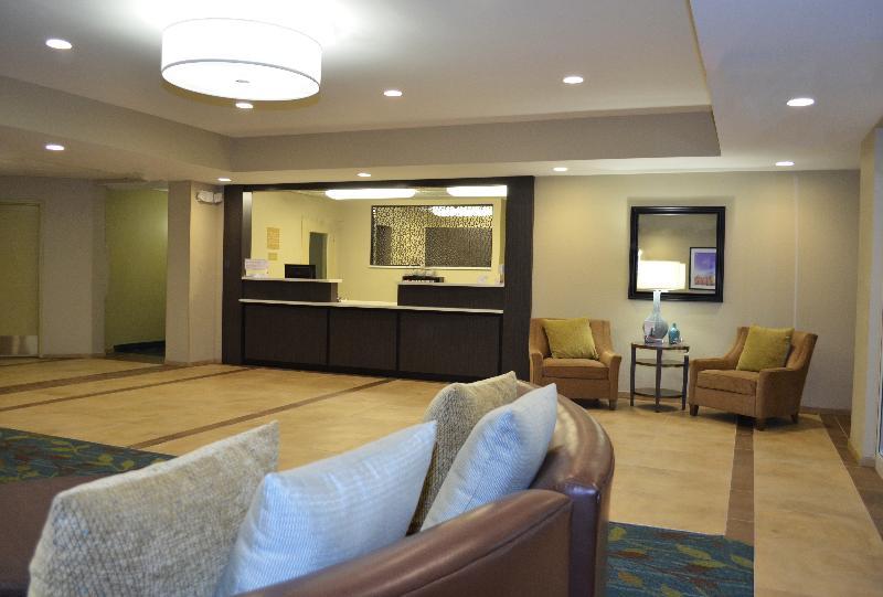 Candlewood Suites Greenville, An Ihg Hotel Eksteriør billede